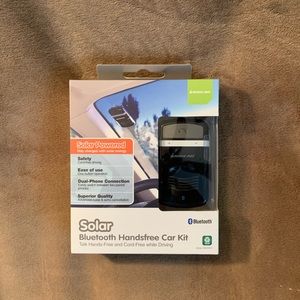IOGEAR Solar Bluetooth Hands Free car kit